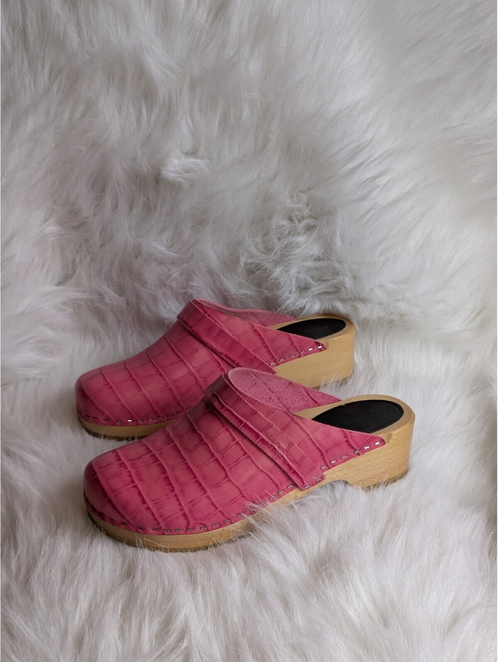 Swedish Hasbeens Clogs 39/8.5 pre owned